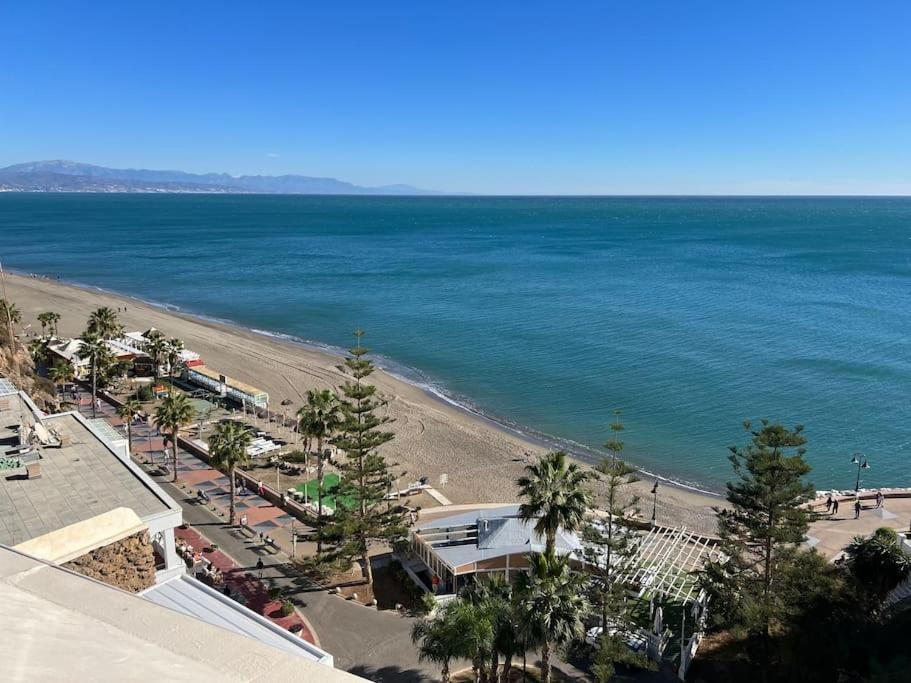 Newly Refurbished Modern 2-Bed Apartment In Heart Of Torremolinos Zewnętrze zdjęcie