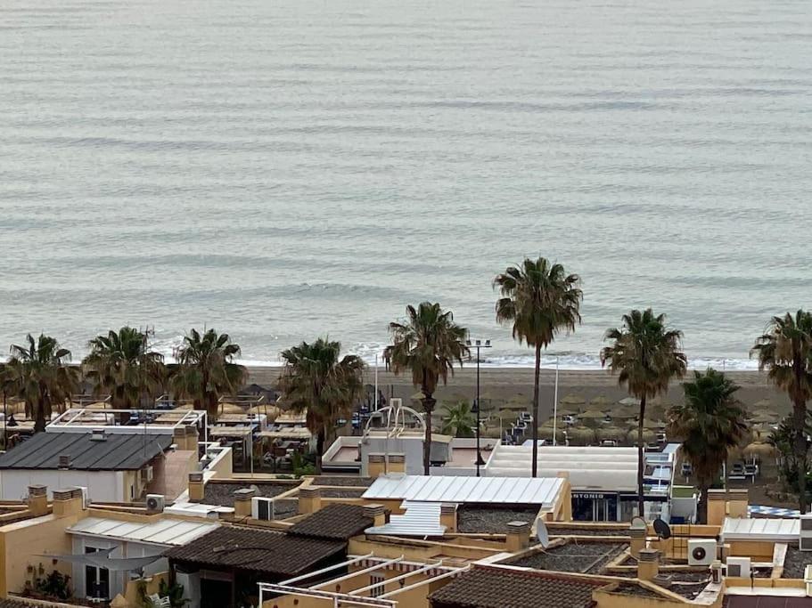 Newly Refurbished Modern 2-Bed Apartment In Heart Of Torremolinos Zewnętrze zdjęcie